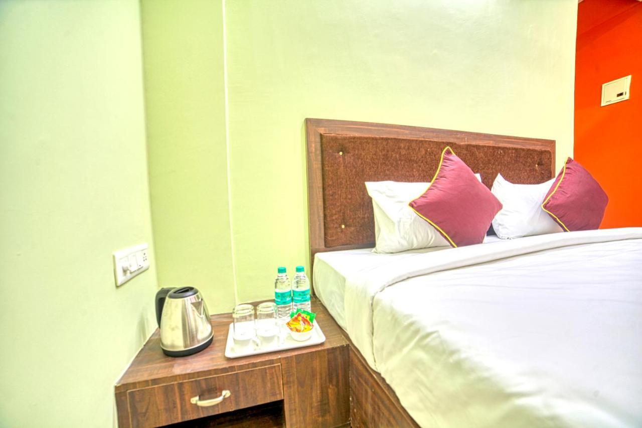 Redkey Inn Hotel Near Bangalore Airport Airport Pickup & Drop Available 24X7 Yelahanka 외부 사진