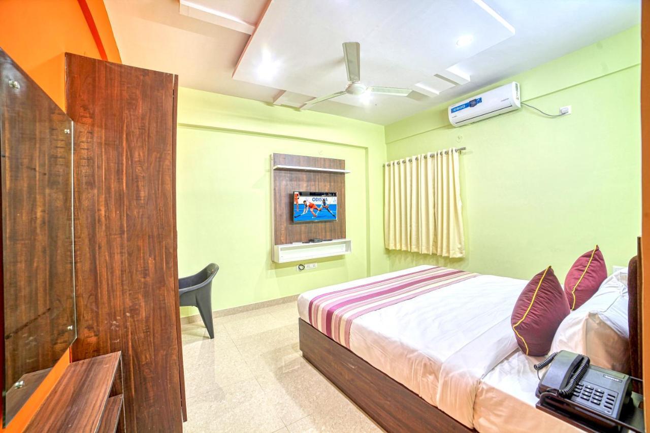 Redkey Inn Hotel Near Bangalore Airport Airport Pickup & Drop Available 24X7 Yelahanka 외부 사진